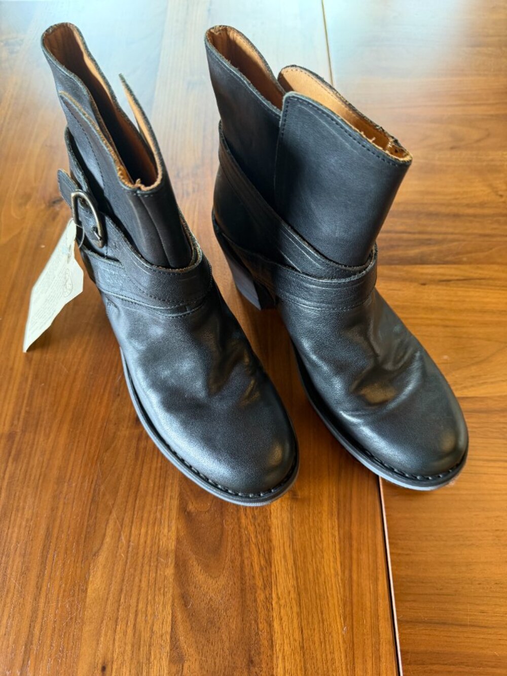 Fiorentini and Baker Boots buckle 39 9 black leather